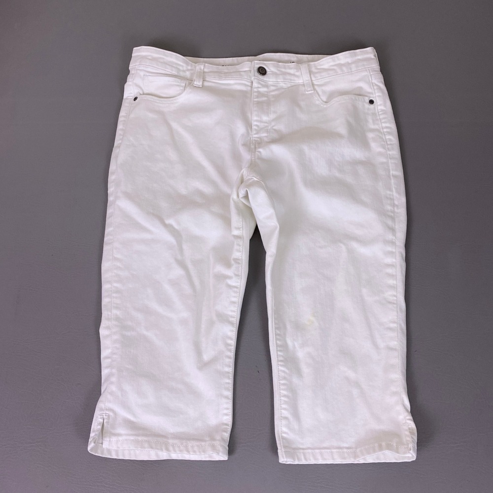 St Johns Bay Capri Jeans Size 16 Petite White Stretch Denim Straight Slit *Flaw*